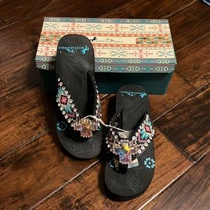 Montana West Brand New rhinestone flip flops